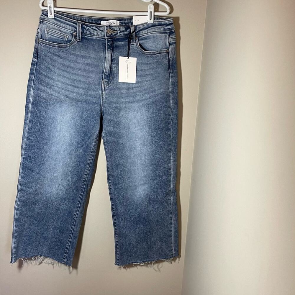 NWT Zenana Cropped Raw Hem Kick Flare Jeans